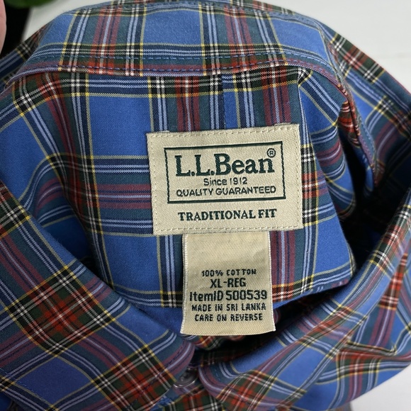 LL Bean Mens Traditional Fit Blue Plaid Button Down Shirt XL - Picture 3 of 9